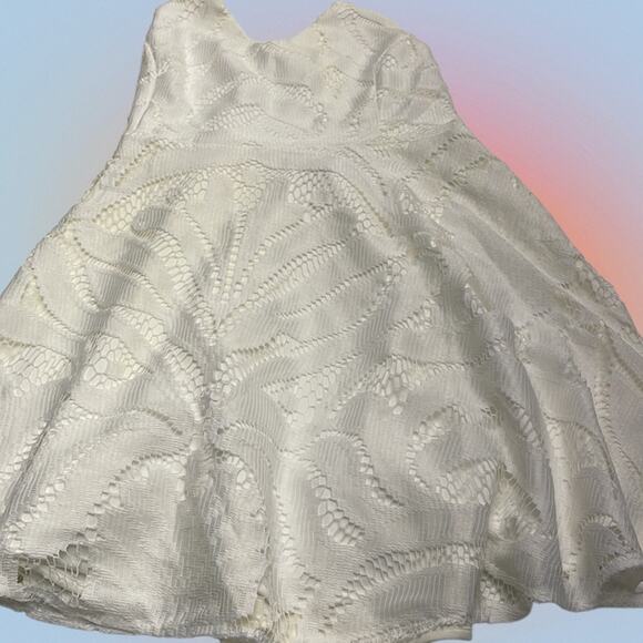 TWO SISTERS Women’s 12 White Lace Dress - Picture 2 of 5